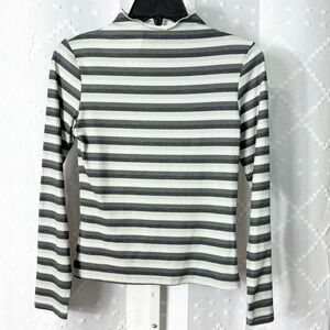 363. 🐣 CALI BE striped mock neck long sleeve top shirt Large (girls) NEW